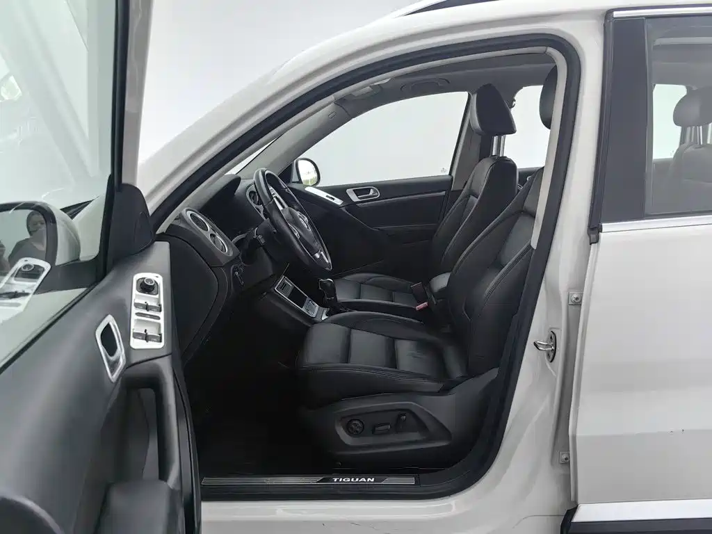 Volkswagen Tiguan 2016 — фото 10