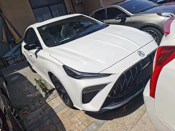 MG MG5 Scorpio 2022