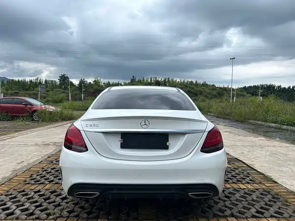 Mercedes-Benz C-Class 2020