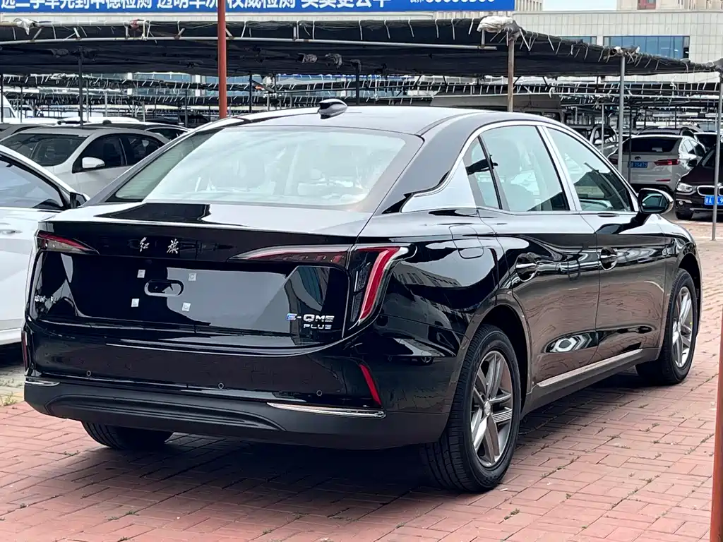 Hongqi E-QM5 2026 — фото 6