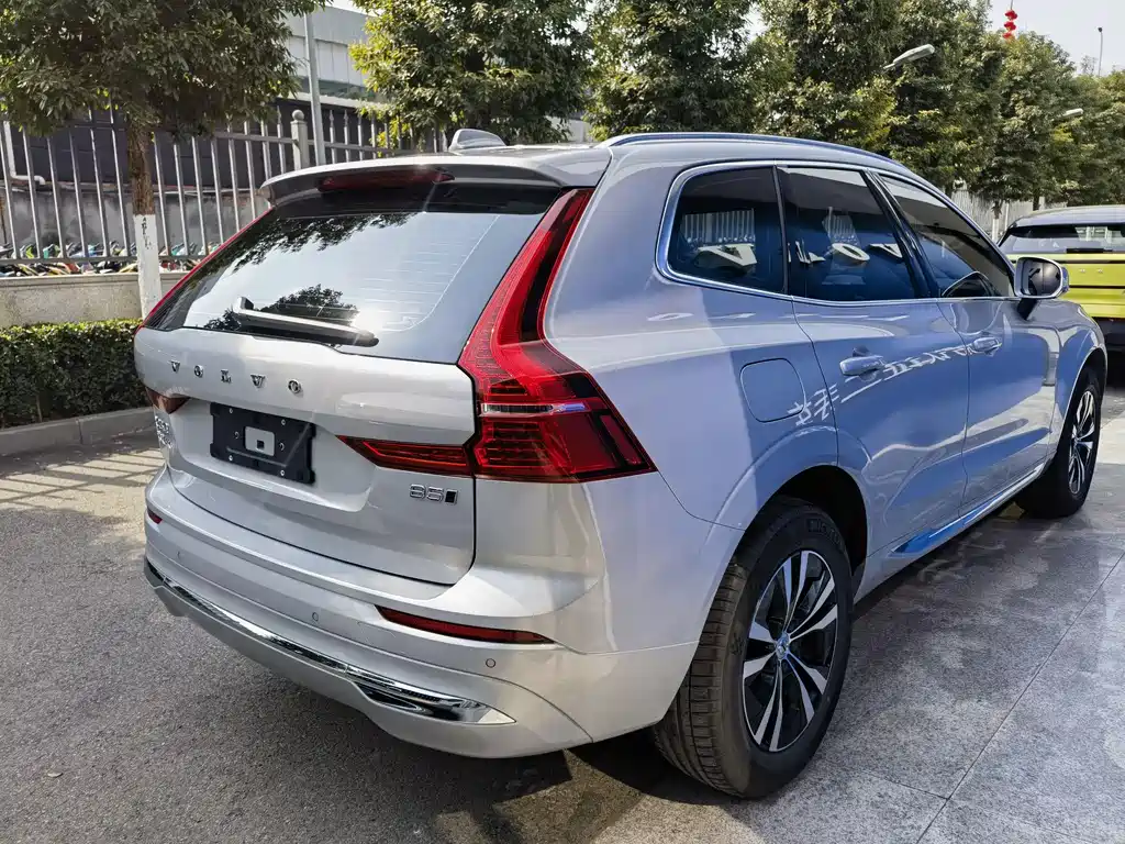 Volvo XC60 2024 — фото 5