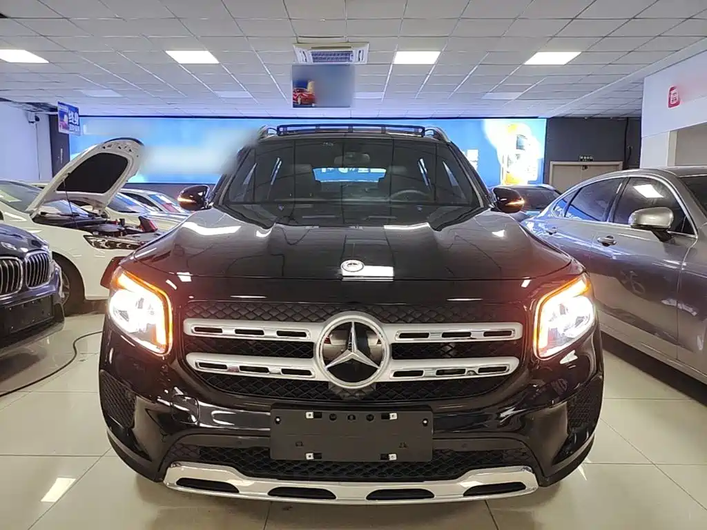 Mercedes-Benz GLB 2021 — фото 3