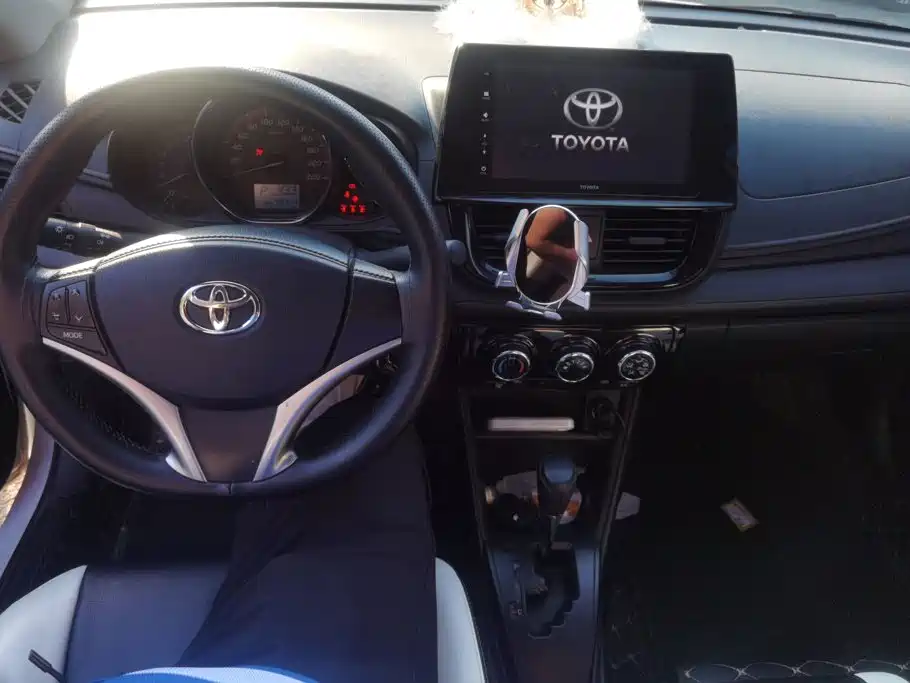 Toyota Vios 2022 — фото 12