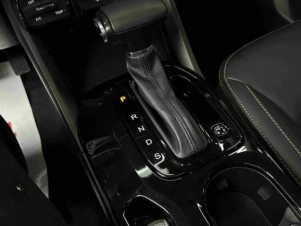 GAC Motor Trumpchi GS3 2020 — фото 16