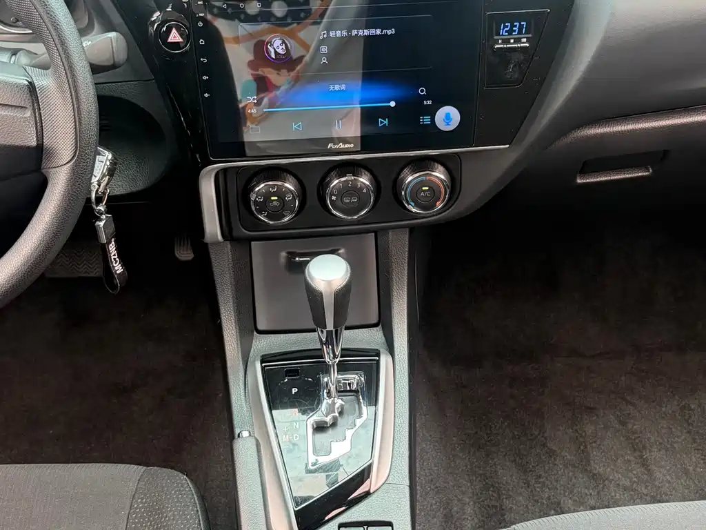 Toyota Corolla 2019 — фото 13