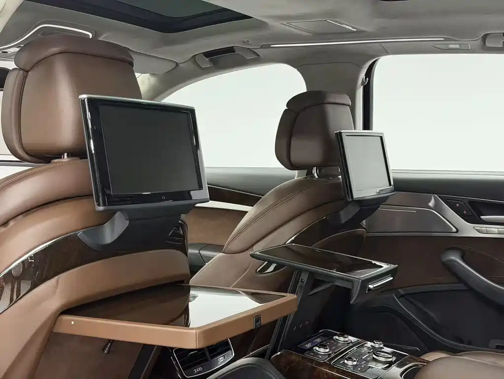 Audi A8 2015