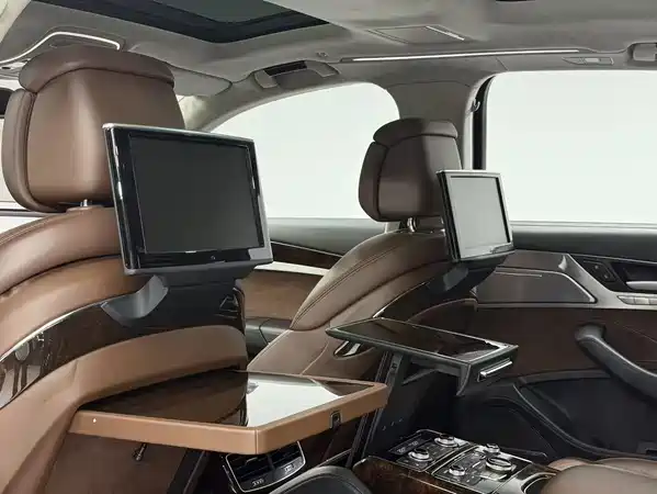 Audi A8 2015