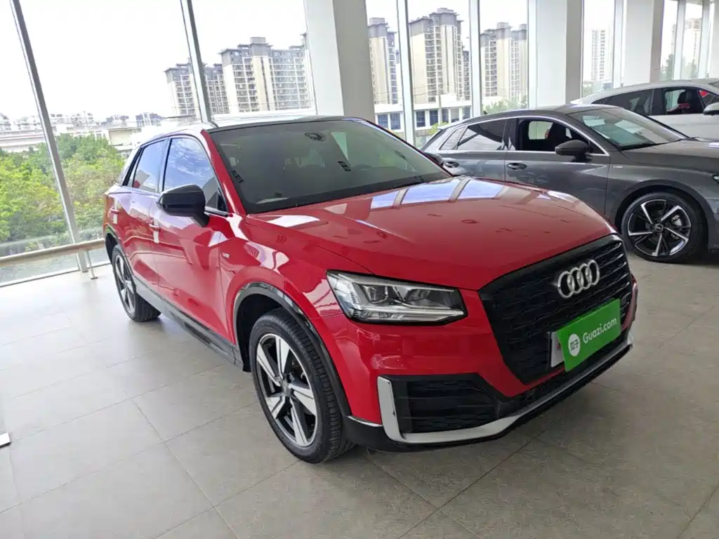 Audi Q2L 2021