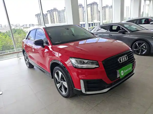 Audi Q2L 2021