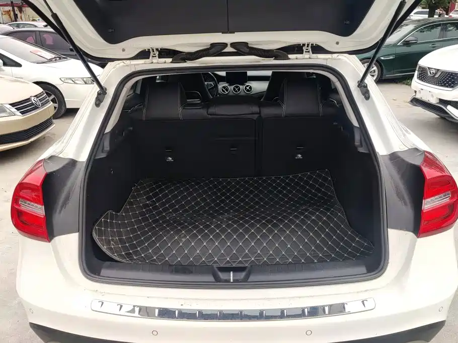 Mercedes-Benz GLA 2017