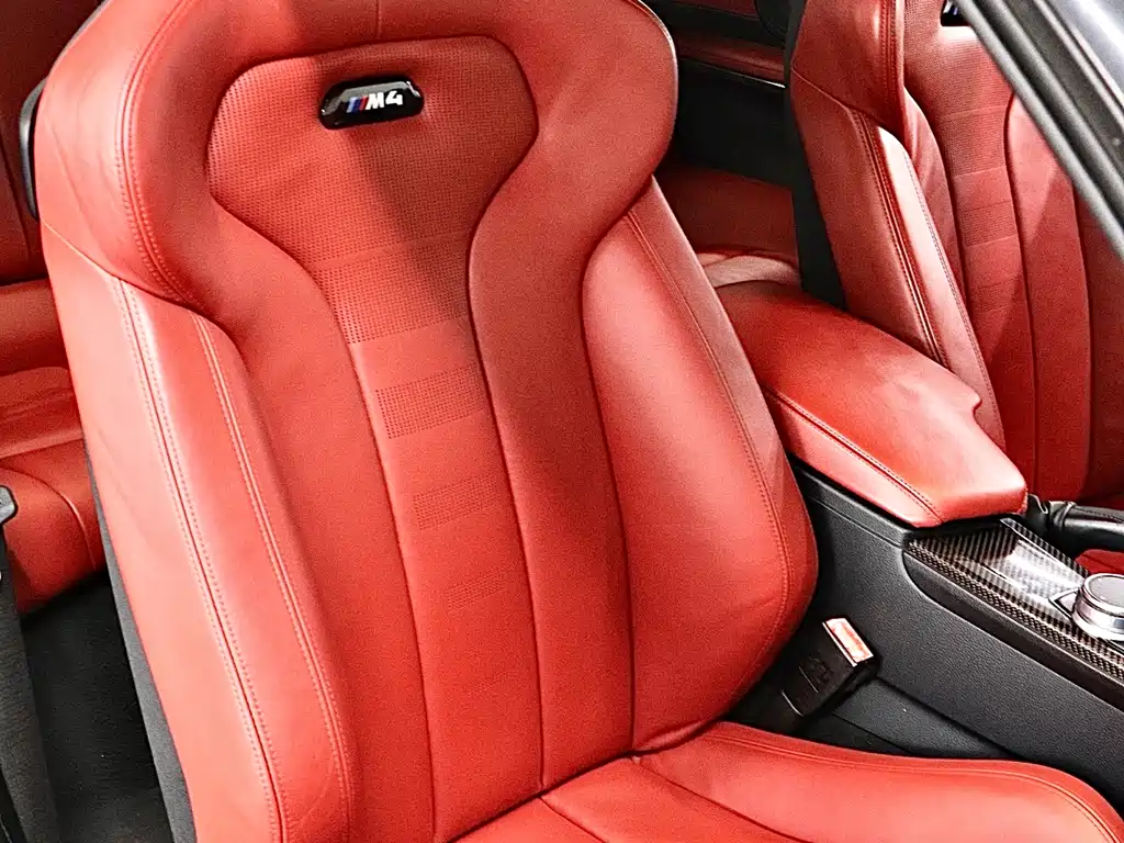 BMW M4 2017 — фото 14