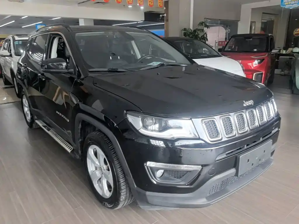Jeep Compass 2018 — фото 4