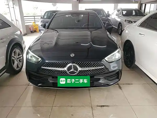 Mercedes-Benz C-Class 2024