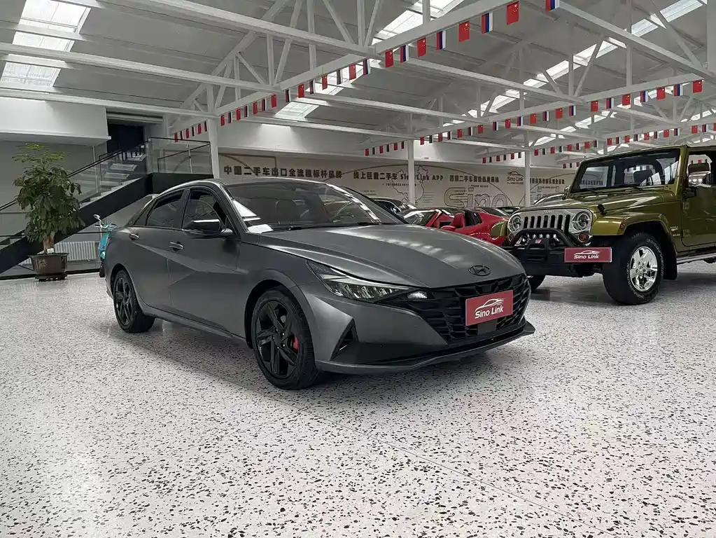 Hyundai Elantra 2023