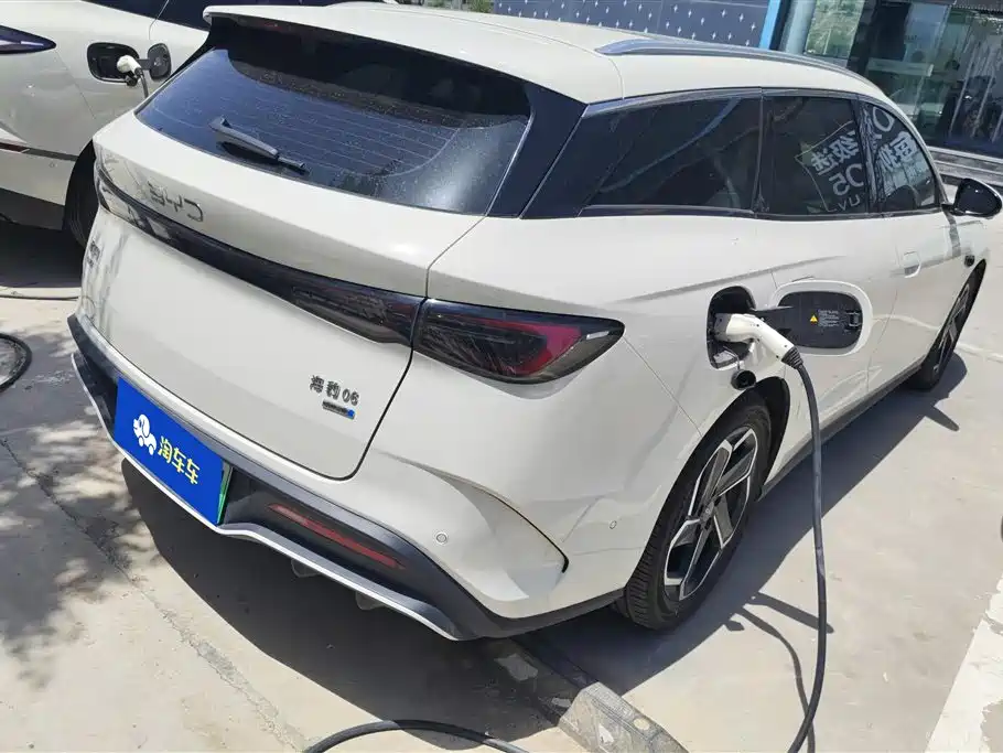 BYD Seal 06 DM-i Wagon 2025 — фото 3