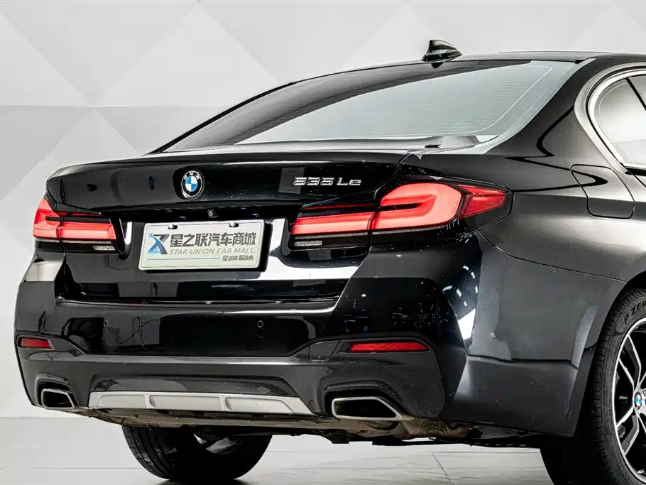 BMW 5 Series New Energy 2021 — фото 7