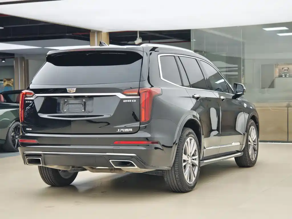 Cadillac XT6 2020 — фото 16