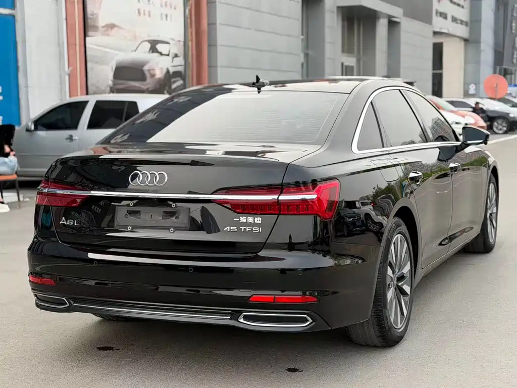Audi A6L 2021 — фото 10