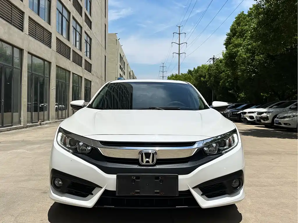 Honda Civic 2019 — фото 2