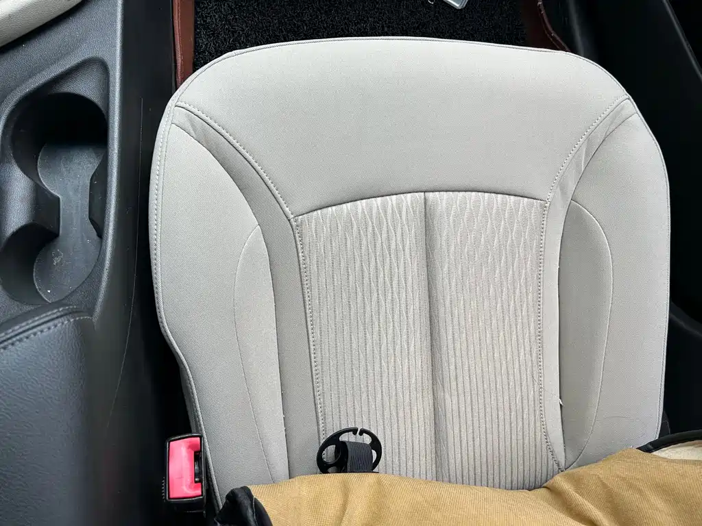 Buick Excelle 2018 — фото 13
