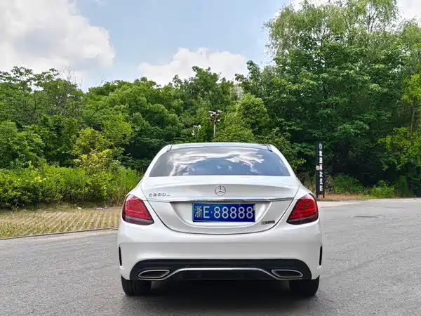 Mercedes-Benz C-Class 2020