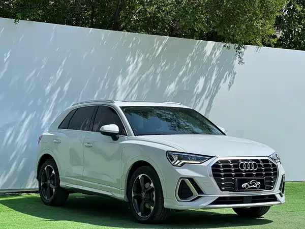 Audi Q3 2021