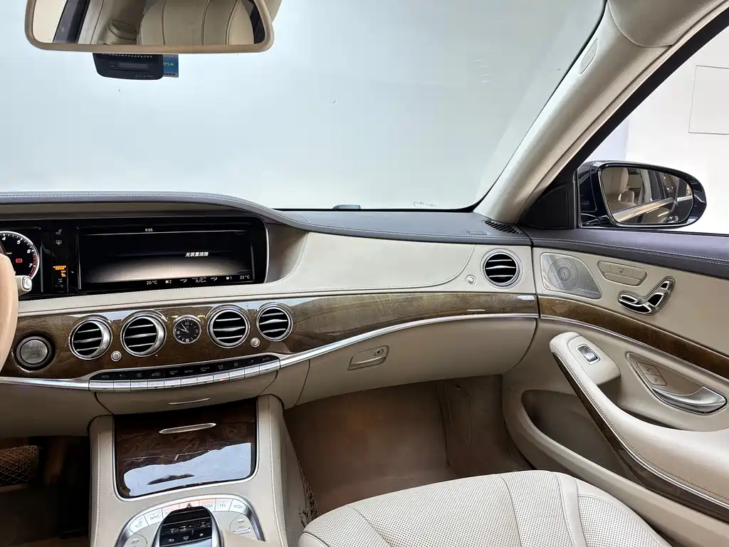 Mercedes-Benz S-Class 2015 — фото 18