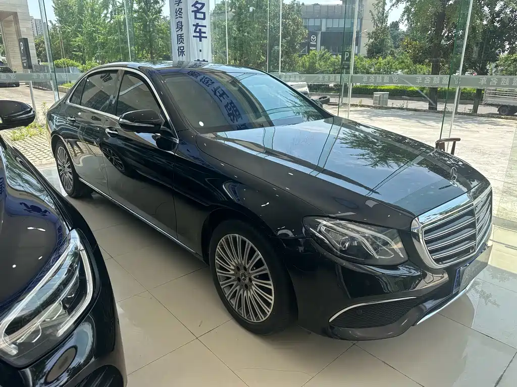 Mercedes-Benz E-Class 2020