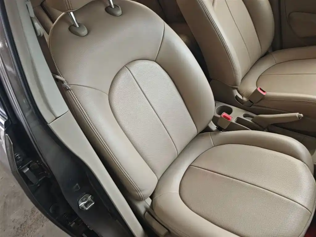 Nissan Sylphy 2017 — фото 25