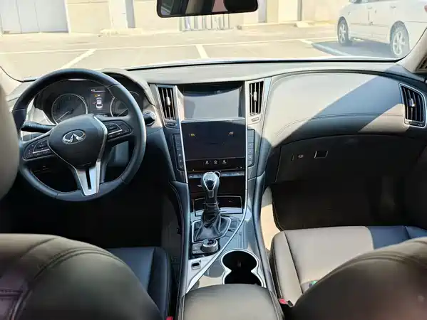 Infiniti Q50L 2018