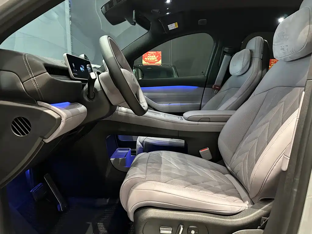 NIO EC6 2025 — фото 10