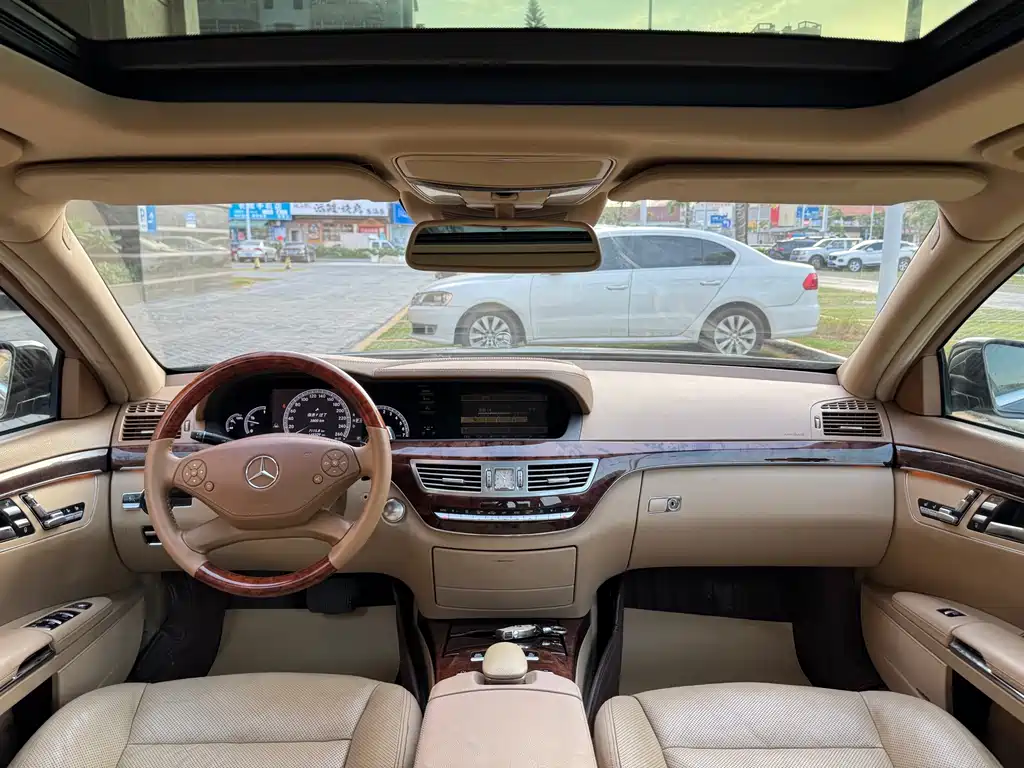 Mercedes-Benz S-Class 2011 — фото 16