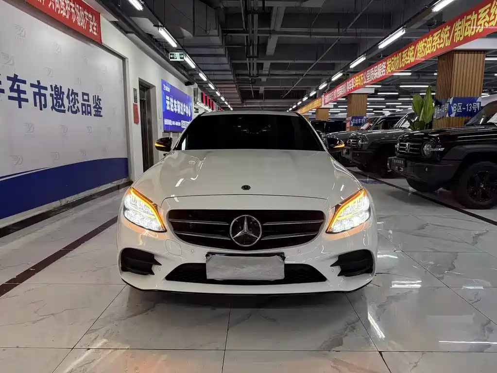 Mercedes-Benz C-Class 2020