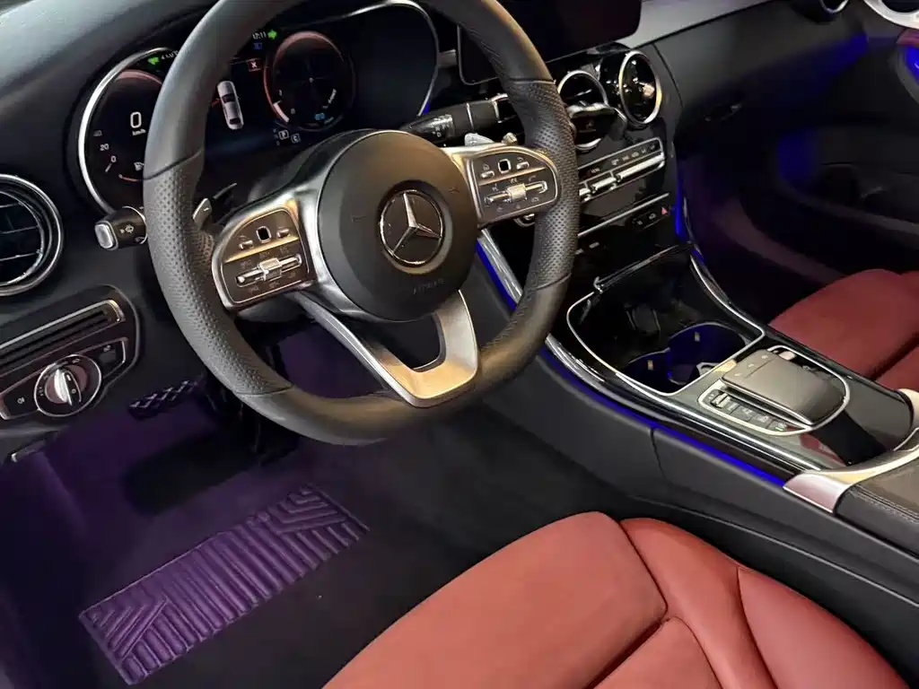 Mercedes-Benz C-Class 2020