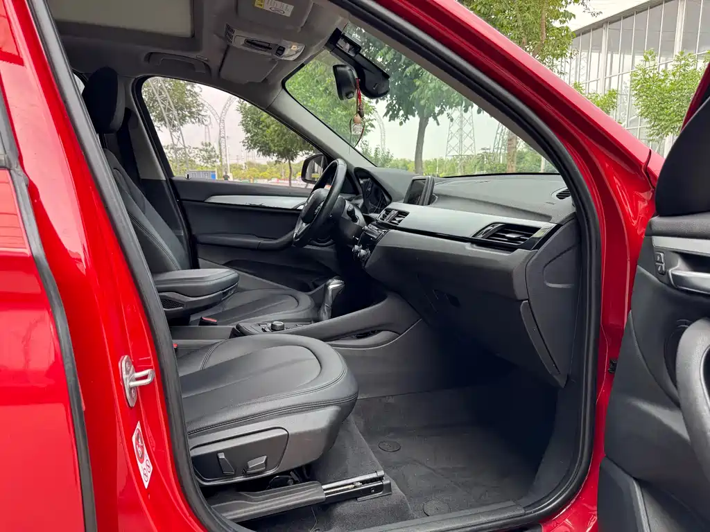 BMW X1 2017 — фото 14