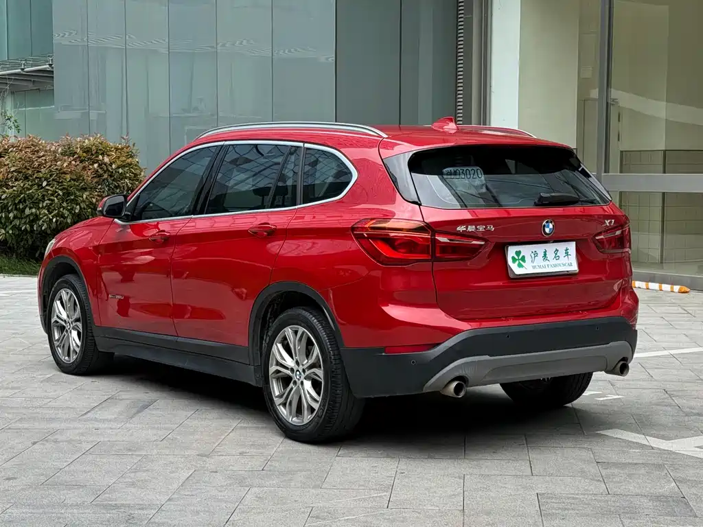 BMW X1 2017 — фото 12