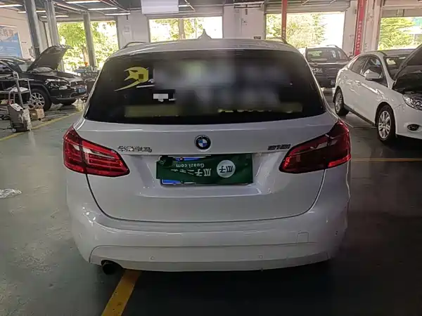 BMW 2 Series Station Wagon 2017