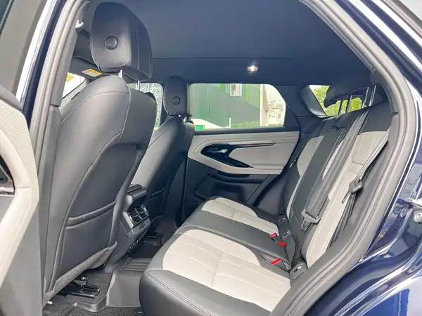 Land Rover Range Rover Evoque 2021
