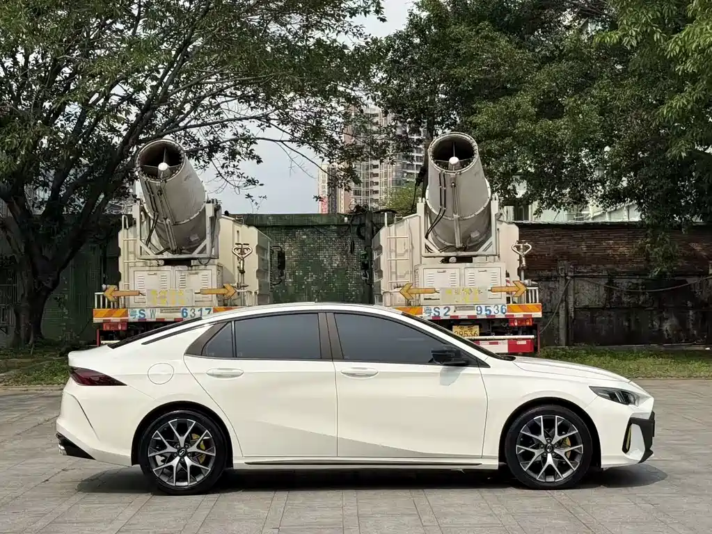 GAC Trumpchi Empow 2023 — фото 8
