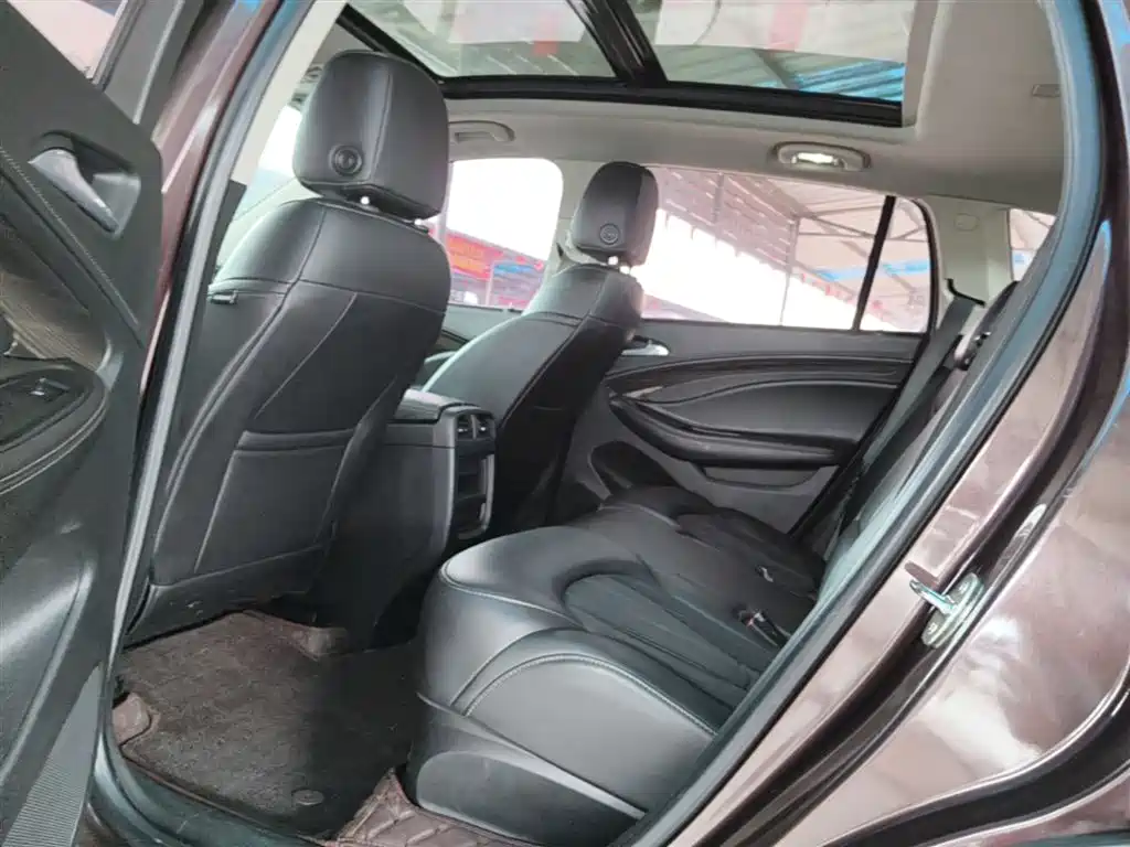 Buick Envision Plus 2018 — фото 17