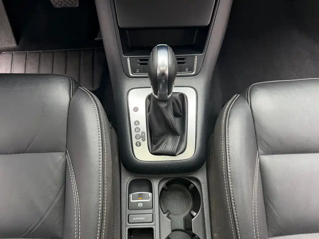 Volkswagen Tiguan 2017 — фото 14