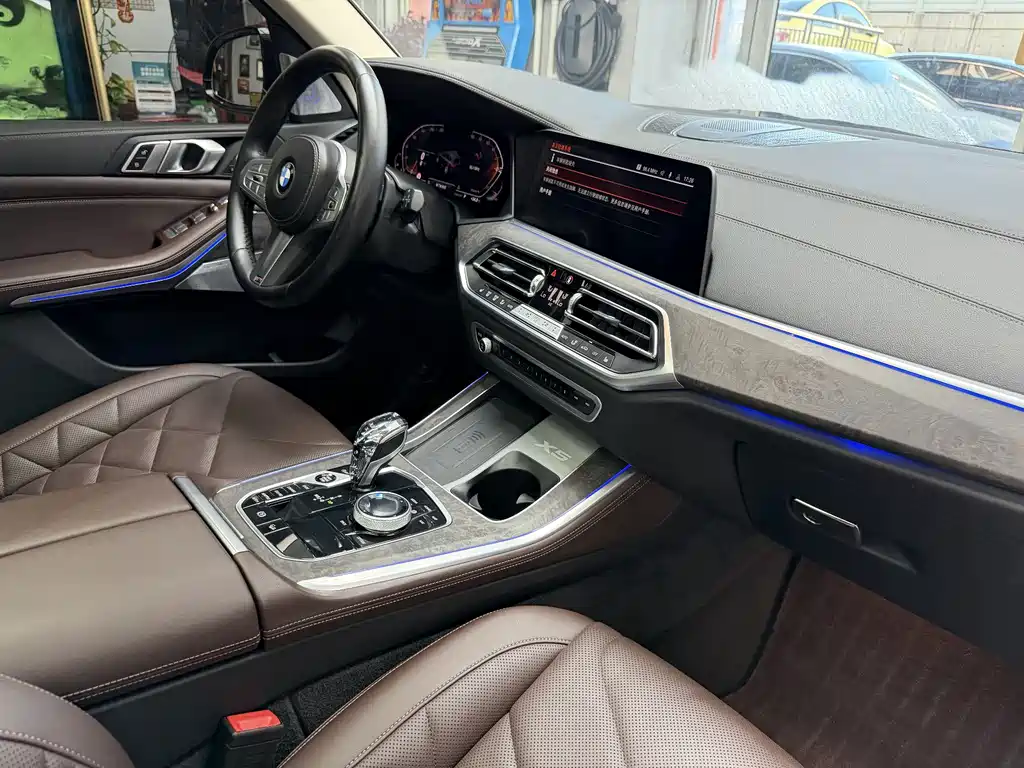 BMW X5 2023 — фото 12