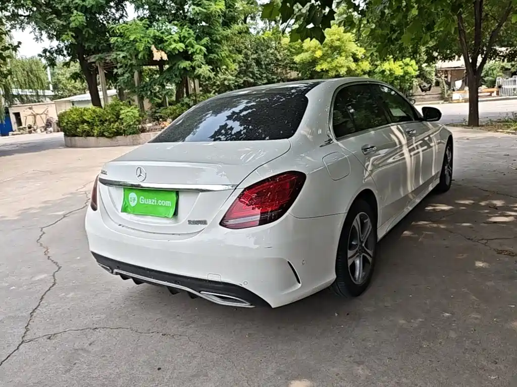 Mercedes-Benz C-Class 2021