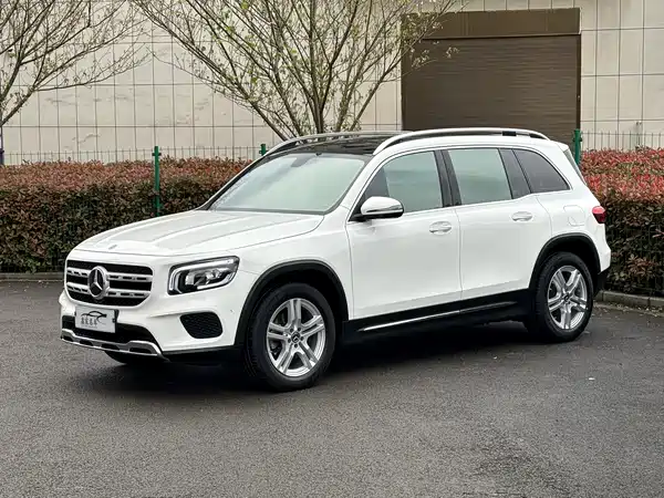 Mercedes-Benz GLB 2021