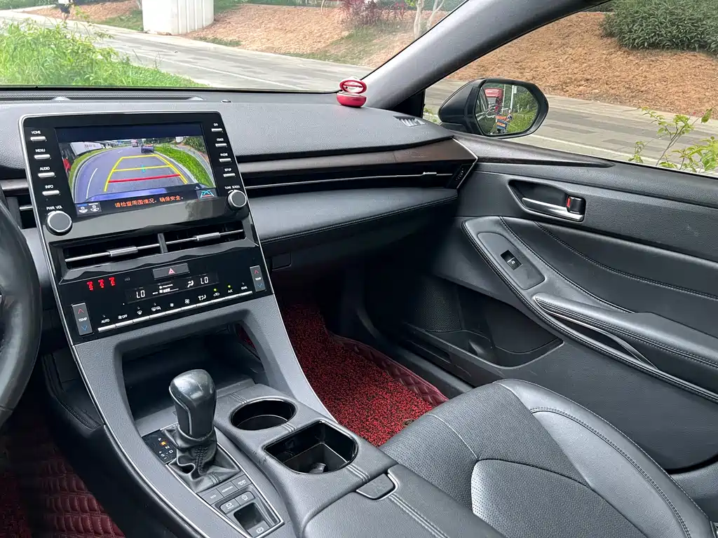 Toyota Avalon 2022 — фото 13