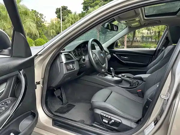 BMW 3 Series 2018