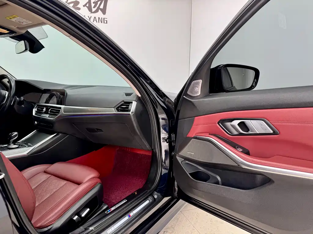 BMW 3 Series 2022 — фото 13