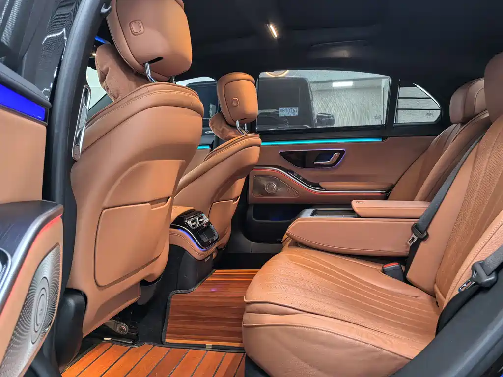 Mercedes-Benz S-Class 2023 — фото 6
