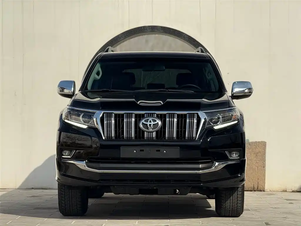 Toyota Prado 2020 — фото 2