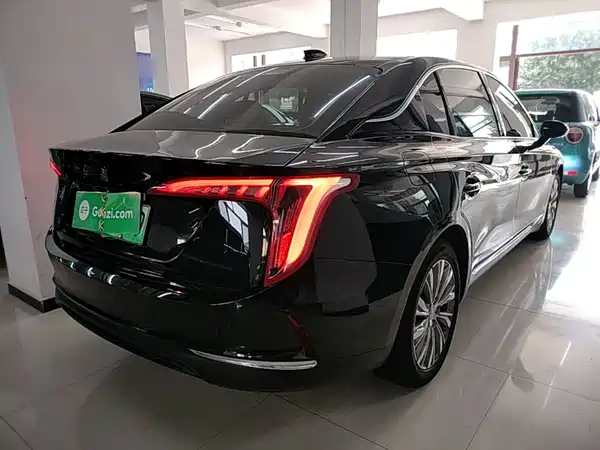 Hongqi E-QM5 2024